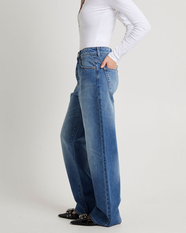 Coco Relaxed Innovative Jeans, hi-res image number null