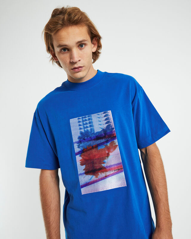 Motion Floral Short Sleeve Graphic T-Shirt in Blue, hi-res image number null