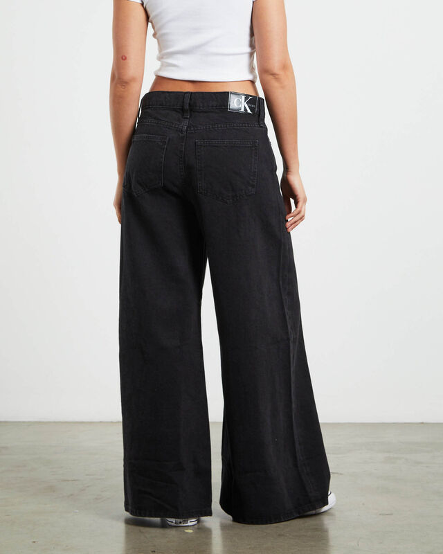 Low Rise Loose Denim Jeans in Washed Black, hi-res image number null