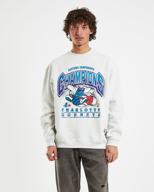 Bevelled Crew Charlotte Hornets Silver Marle, hi-res image number null