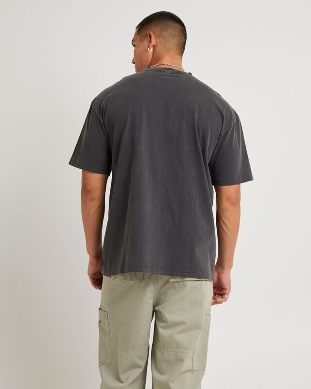 General Tee, hi-res image number null