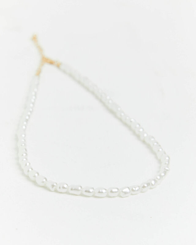 Pearl Choker Necklace in White, hi-res image number null