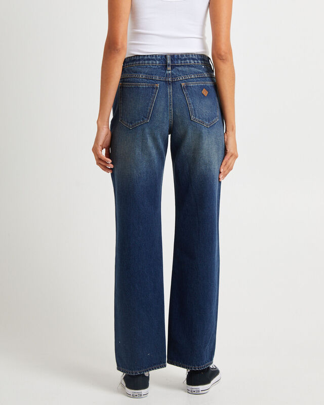 99 Low Rise Straight Jeans Bella, hi-res image number null