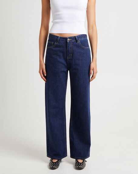 Alexa Mid Rise Relaxed Jeans