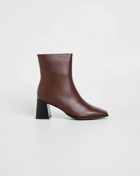 Alania High Ankle Boot